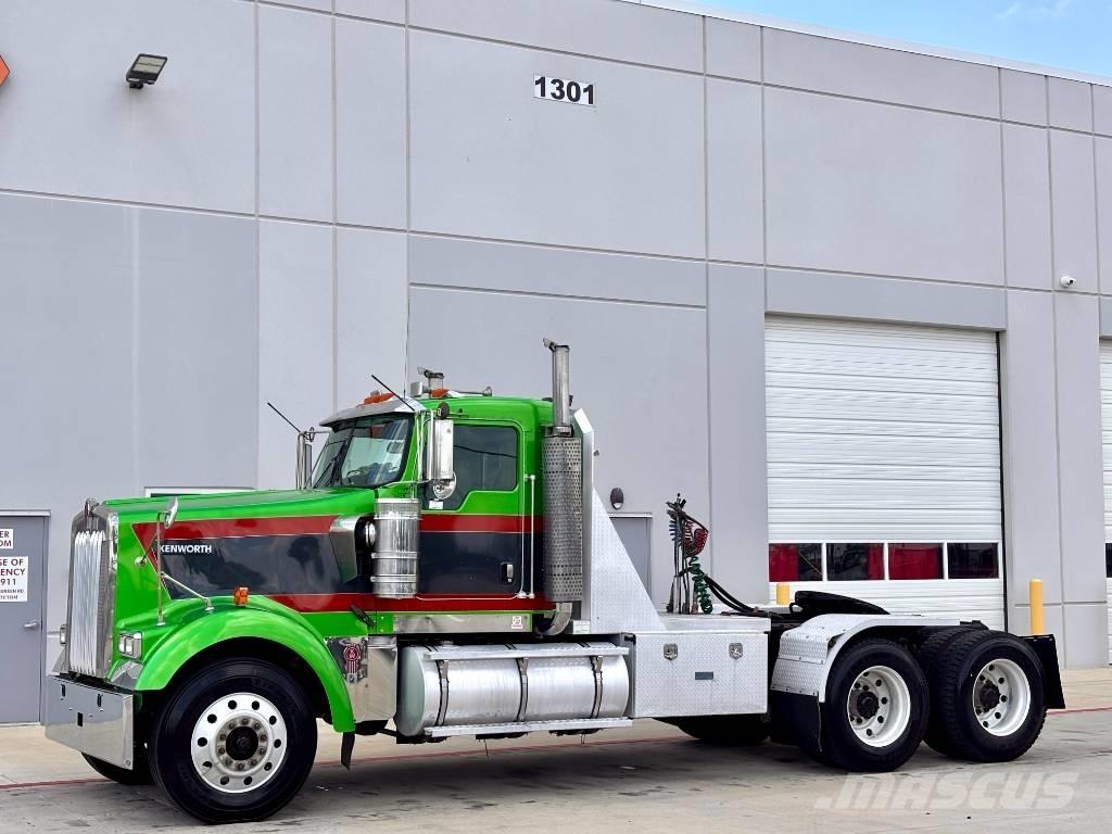 Kenworth W 900 Sattelzugmaschinen