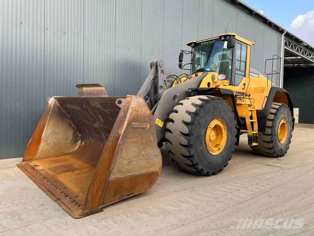 Volvo L220H Radlader