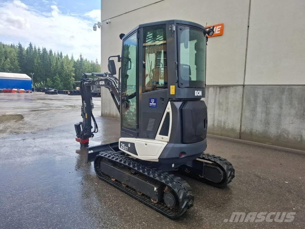 ECM 25 ZT Minibagger < 7t