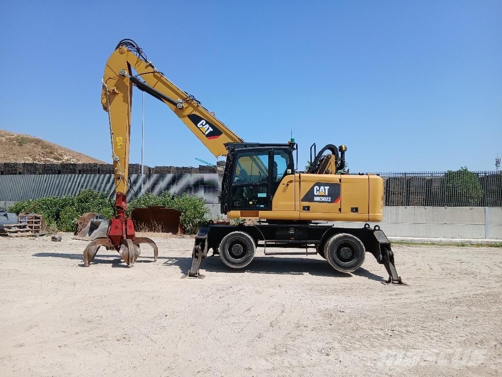 CAT MH 3022 Materialumschlag