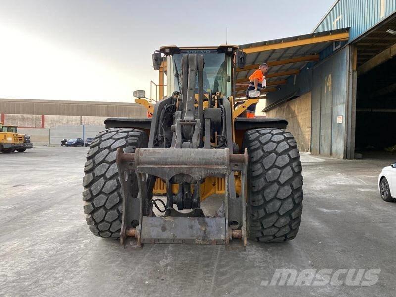Volvo L 220 H Radlader
