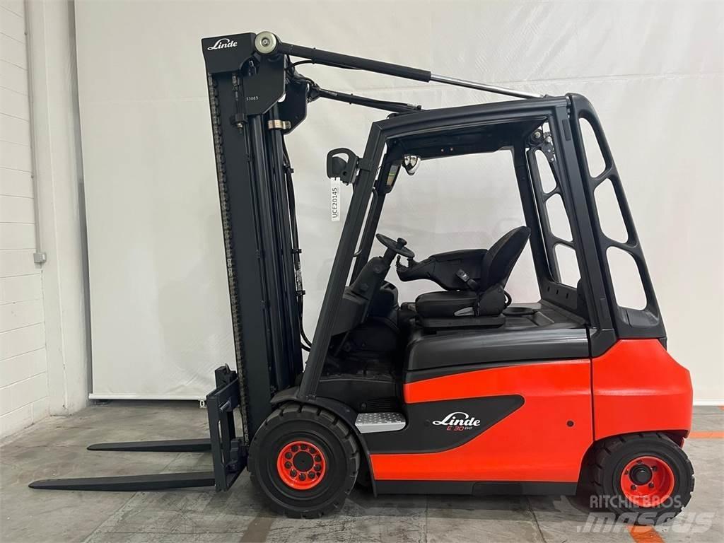 Linde E30-01 Elektrostapler