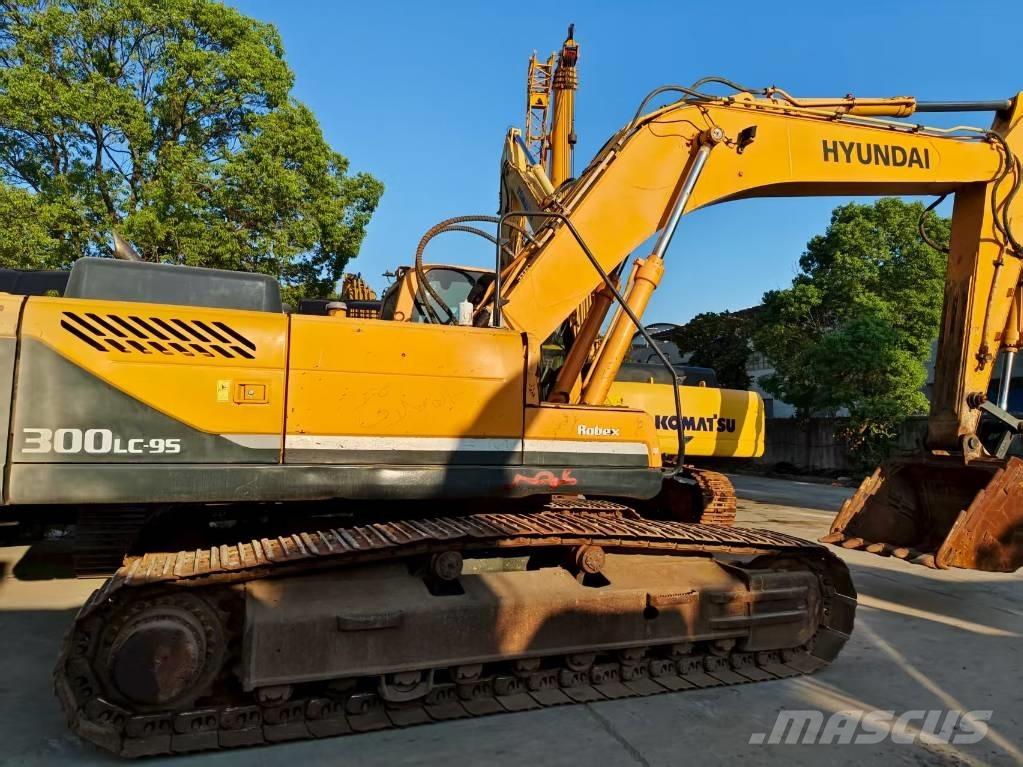 Hyundai R300LC-9S Raupenbagger