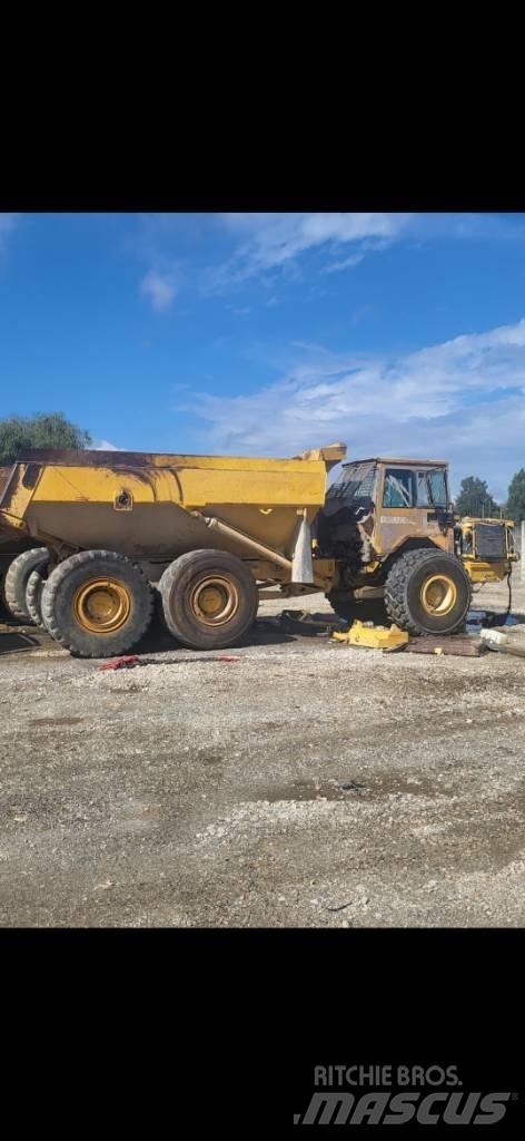 Volvo A25C Dumper - Knickgelenk