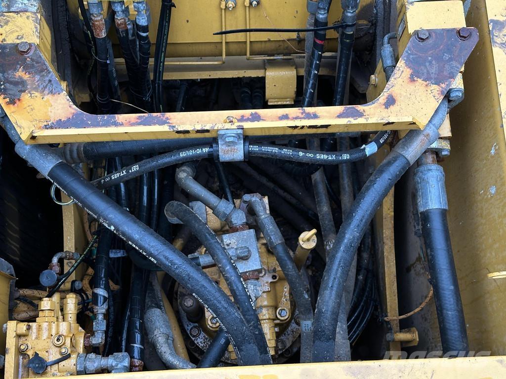 CAT 320FL Raupenbagger