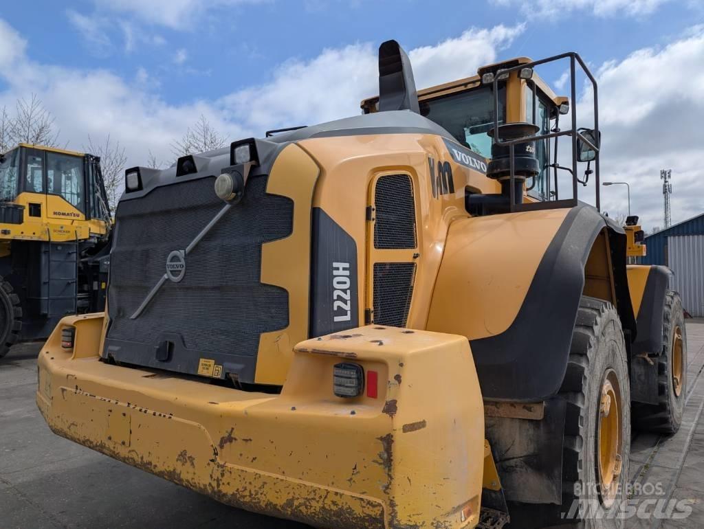 Volvo L 220 H Radlader