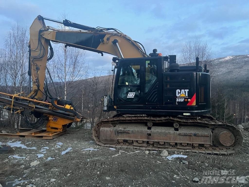 CAT 335 F L CR Oberflächenbohrgeräte