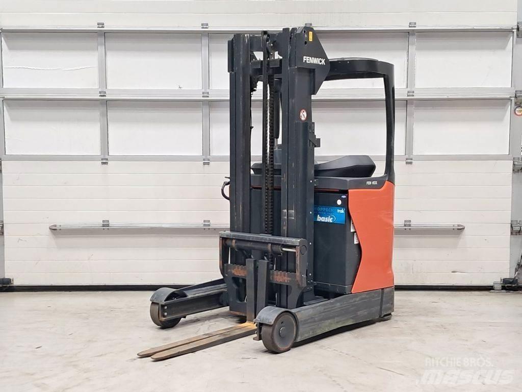 Linde R14-01 Schubmaststapler