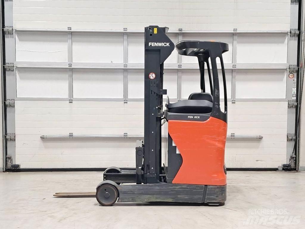 Linde R14-01 Schubmaststapler