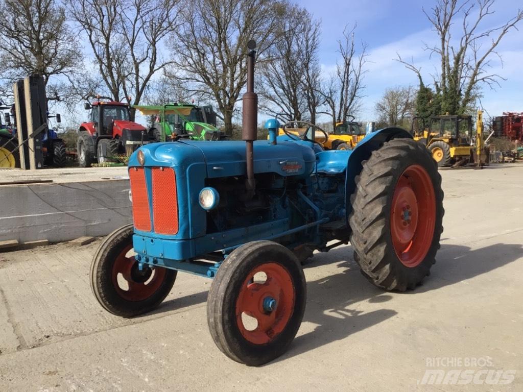 Fordson Power Major Traktoren