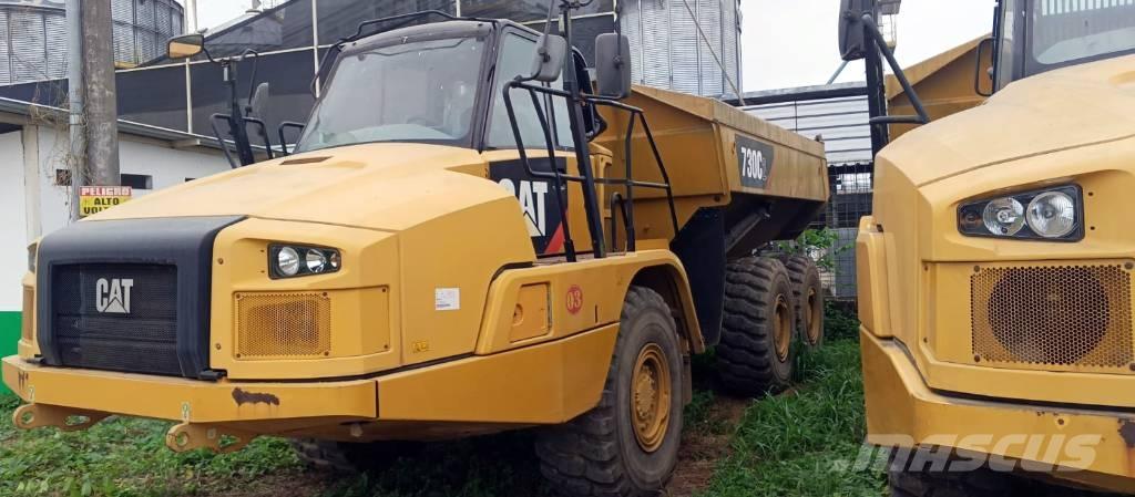 CAT 730 C Dumper - Knickgelenk