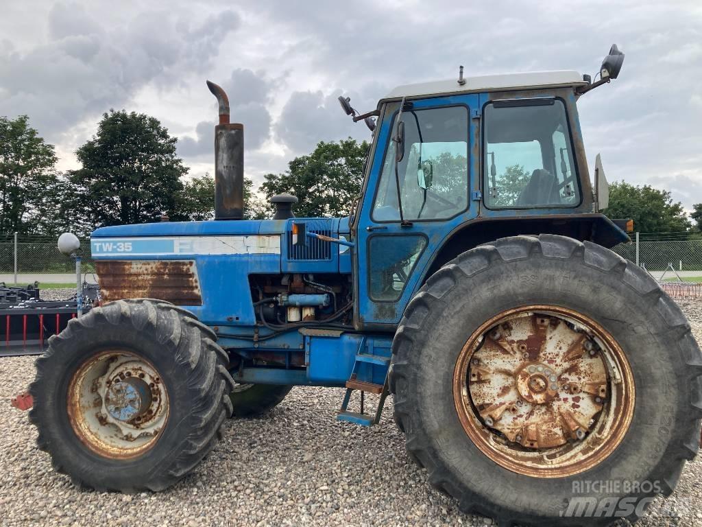 Ford TW 35 Traktoren