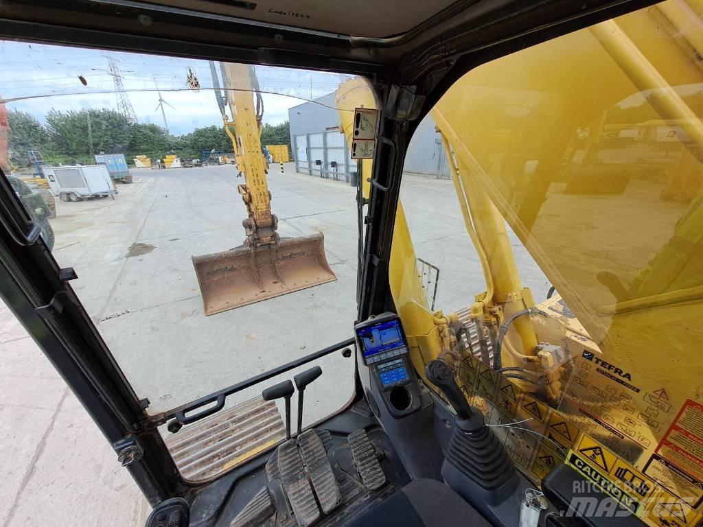 Komatsu HB365LC-3 Raupenbagger