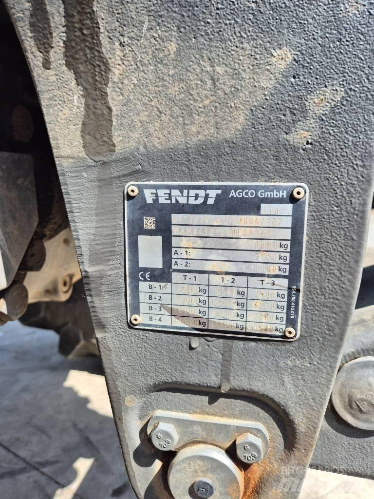 Fendt 826 Profi Traktoren