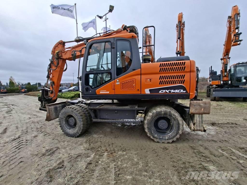 Doosan DX140W-5 Mobilbagger