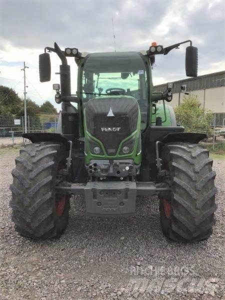 Fendt 716 Vario Traktoren