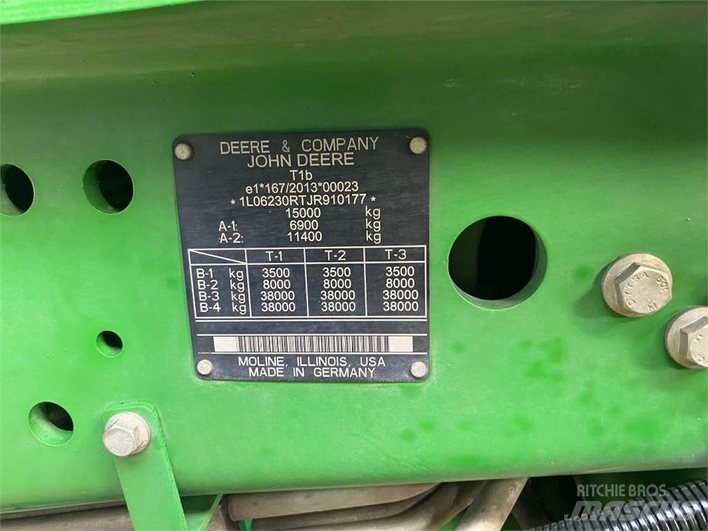 John Deere 6230R Traktoren