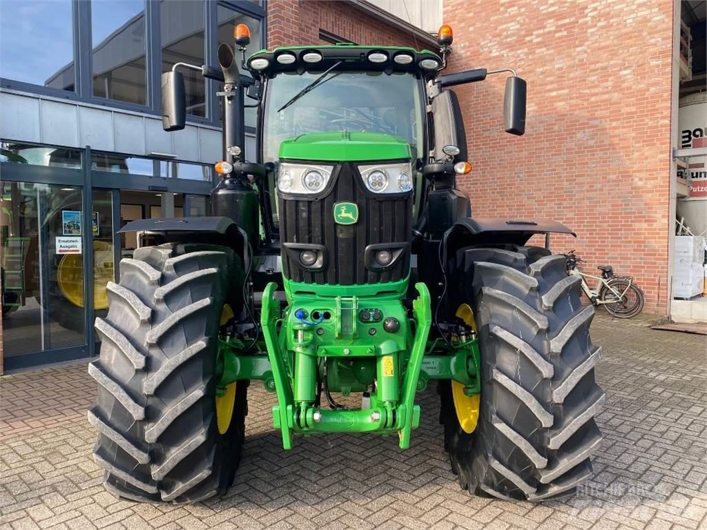 John Deere 6230R Traktoren