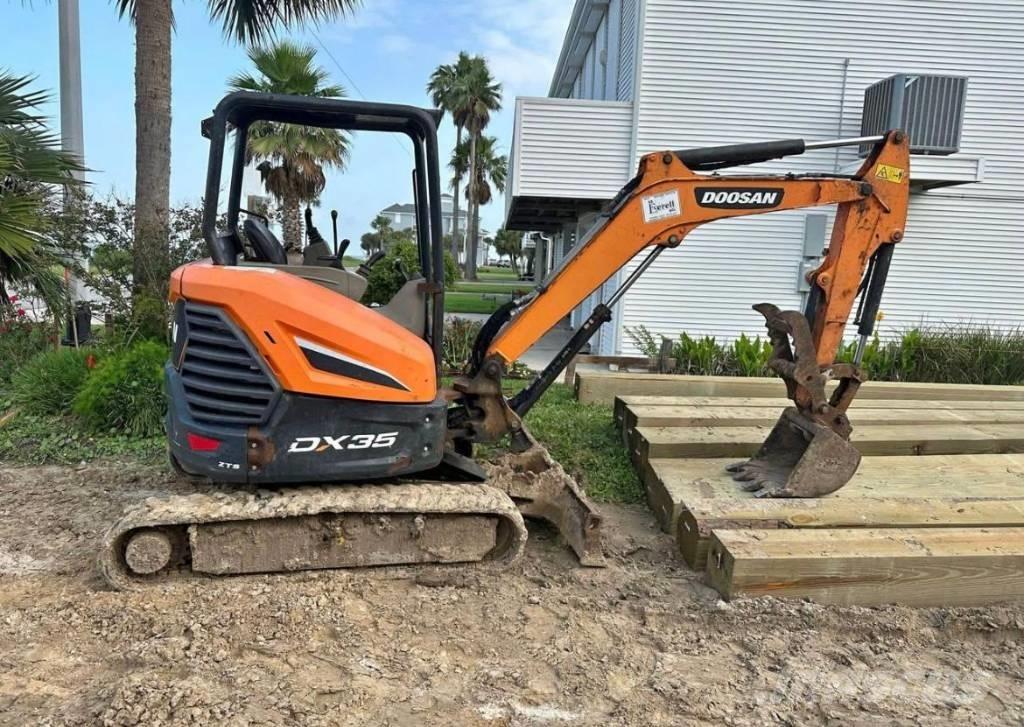 Doosan DX 35 Minibagger < 7t