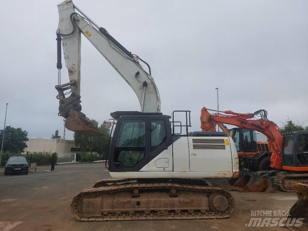 CASE CX 210 D Raupenbagger
