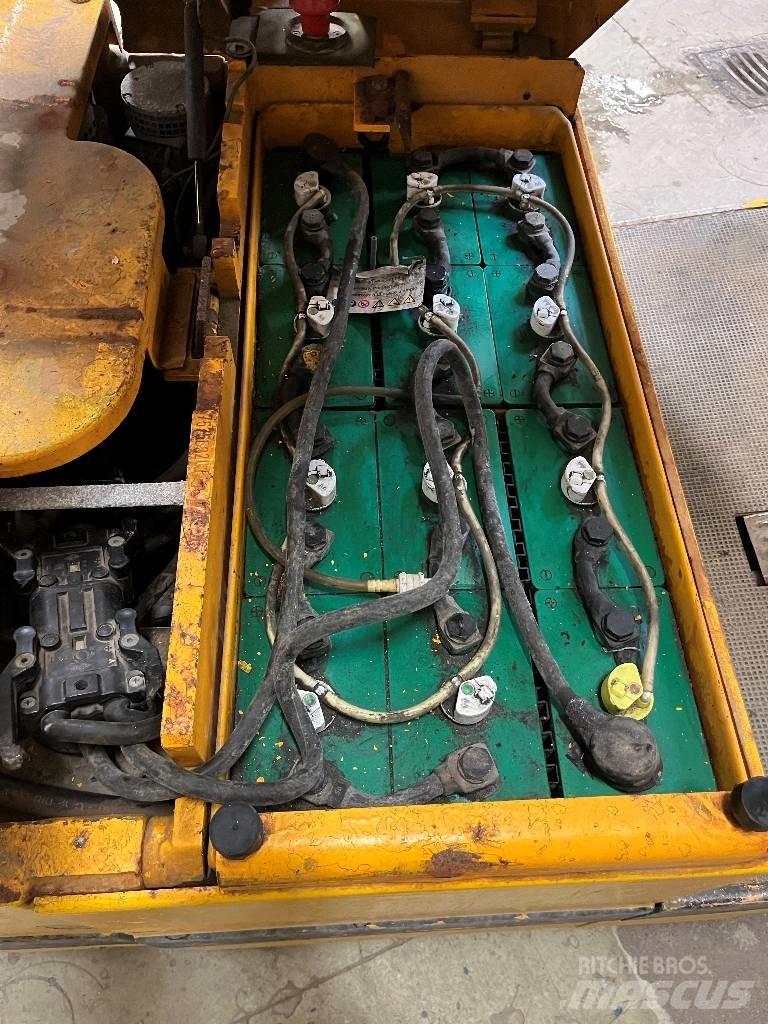 Jungheinrich EFG 113 Elektrostapler