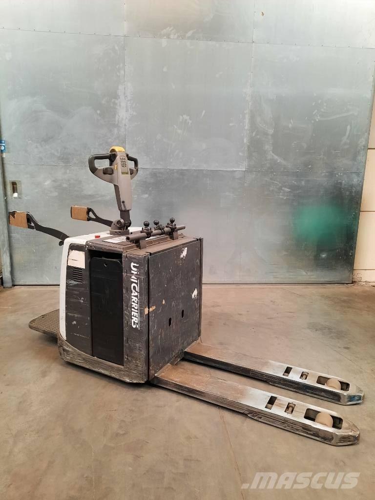 UniCarriers 200PMR Gabelstapler mit Fahrerstand