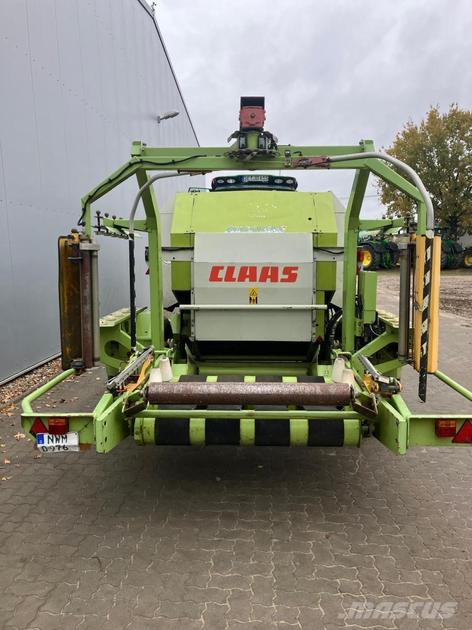 CLAAS Rollant 255 Rundballenpressen