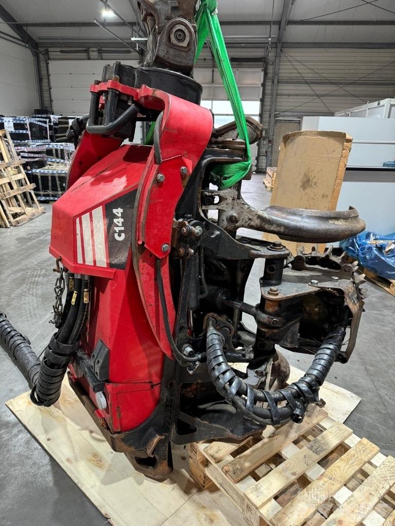 Komatsu C 144 Entastungsgerät
