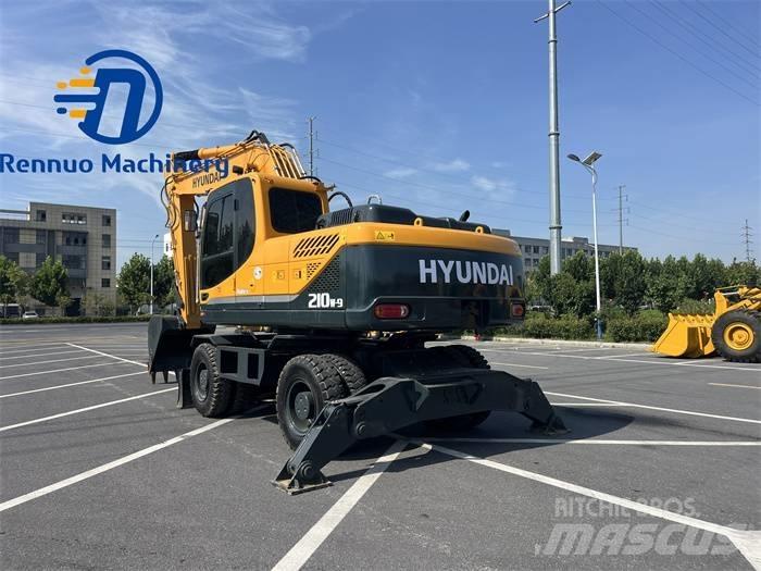 Hyundai R210W-9 Mobilbagger