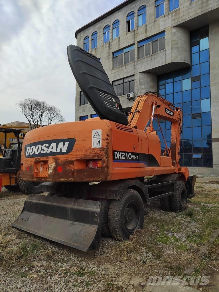 Doosan DH 210 W-7 Mobilbagger