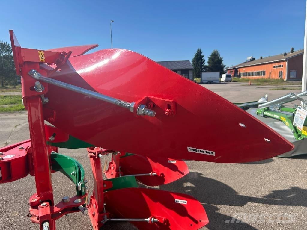 Agro-Masz PO3 Wendepflüge