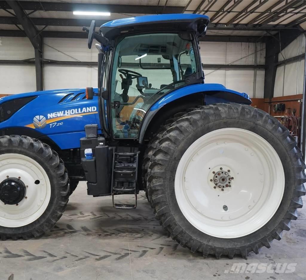 New Holland T 7.210 Traktoren