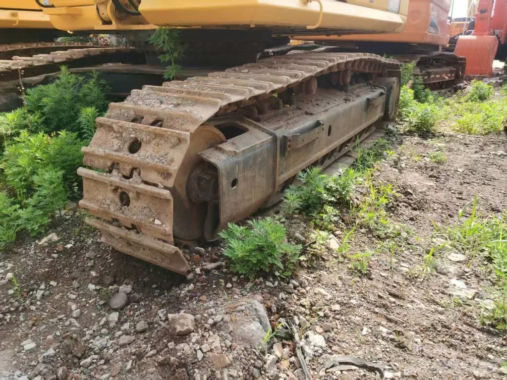 Komatsu PC 400-8 R Raupenbagger