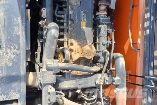 Develon DX225LC-5 Raupenbagger