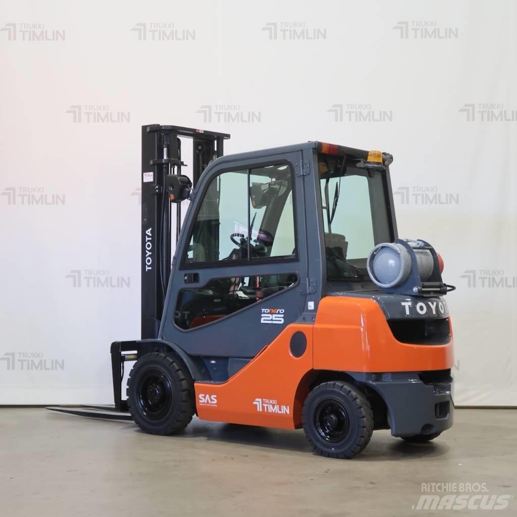 Toyota 02-8FGF25 Gasstapler