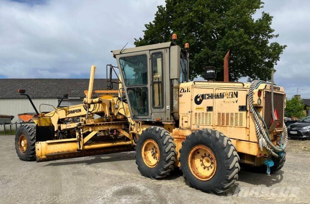 Champion 726 A Grader