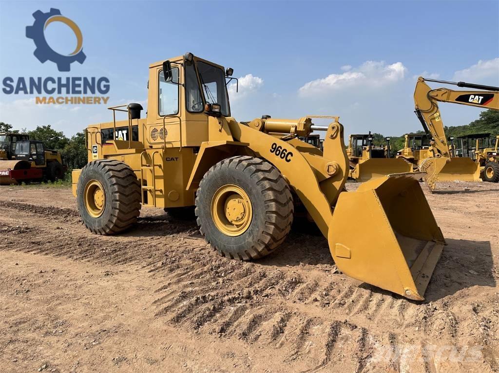 CAT 966C Radlader