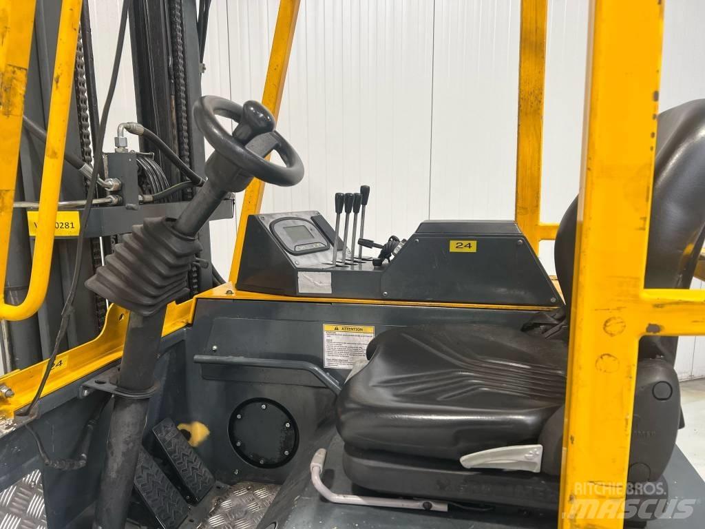 Combilift CBE2500 Vierwegestapler