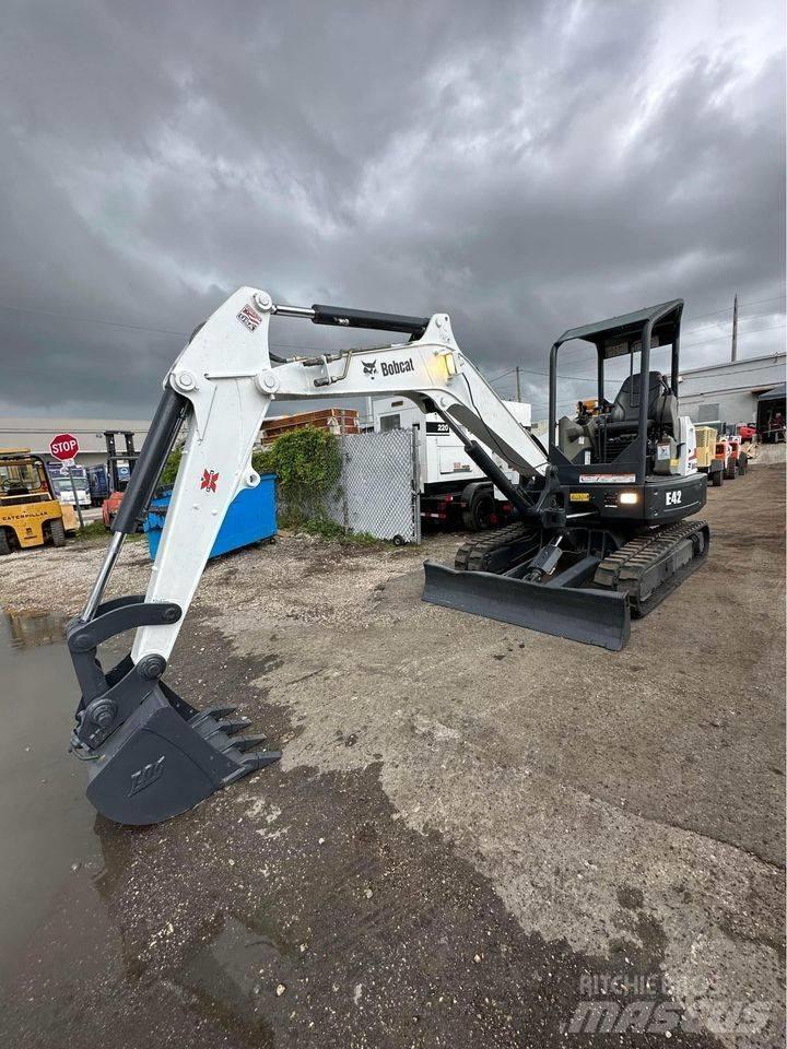 Bobcat E42 Minibagger < 7t