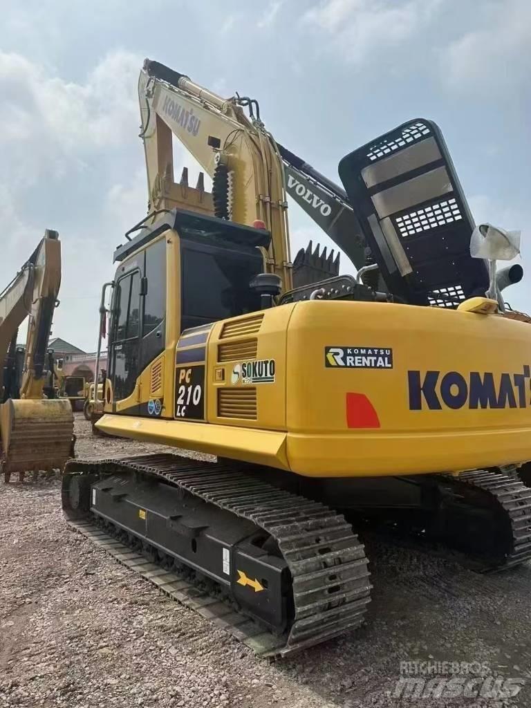Komatsu 210-8 Raupenbagger