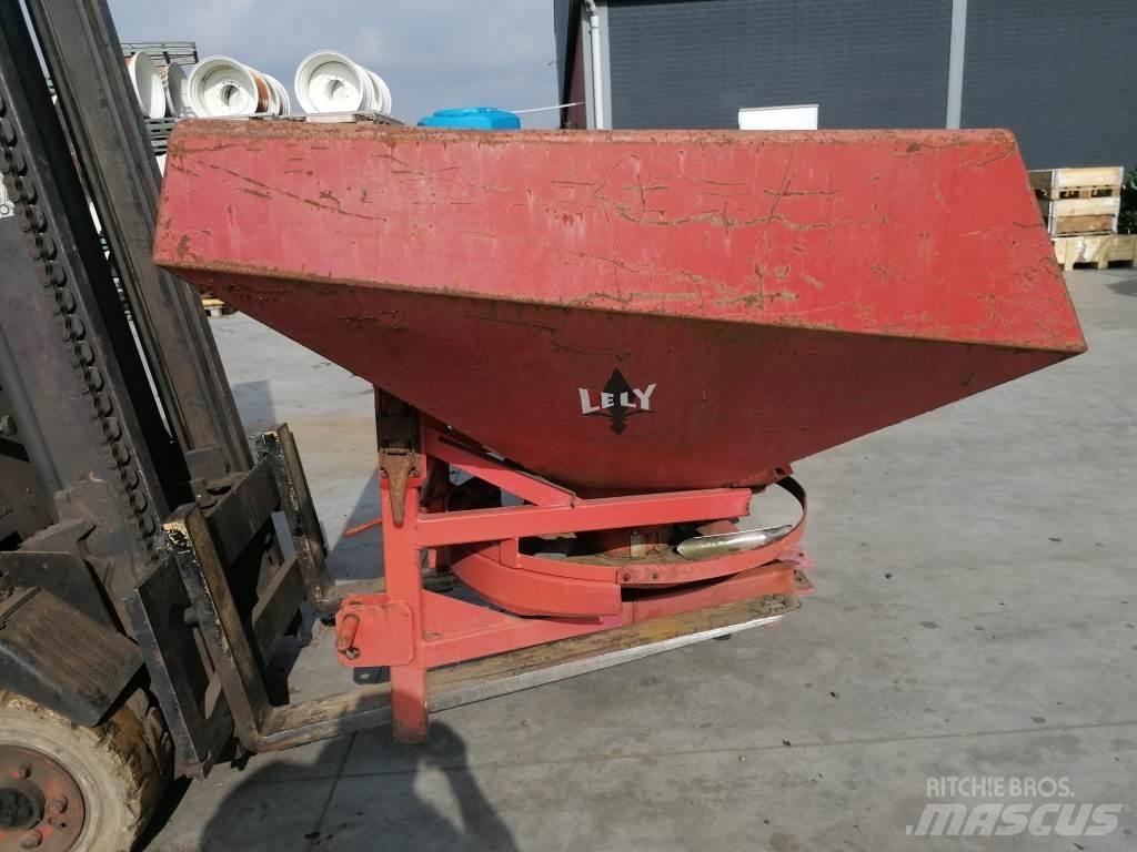 Lely 900 Sonstige Landmaschinen