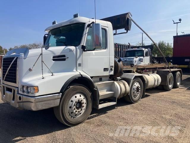 Volvo VHD Absetzkipper