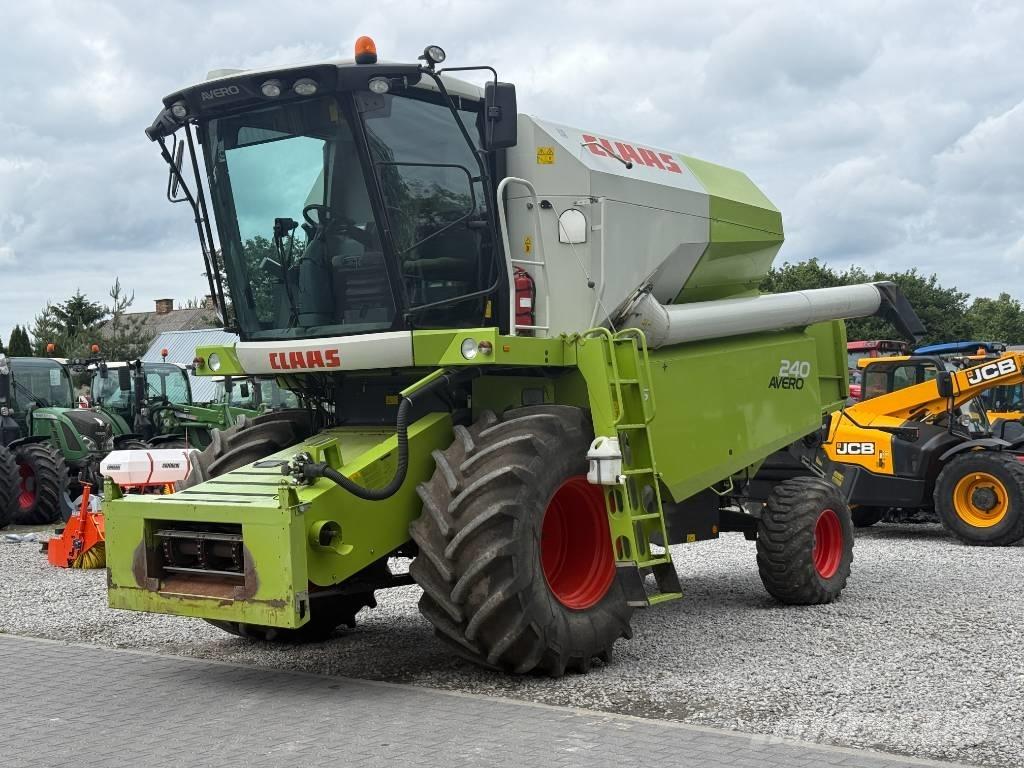 Claas Avero 240 Mähdrescher