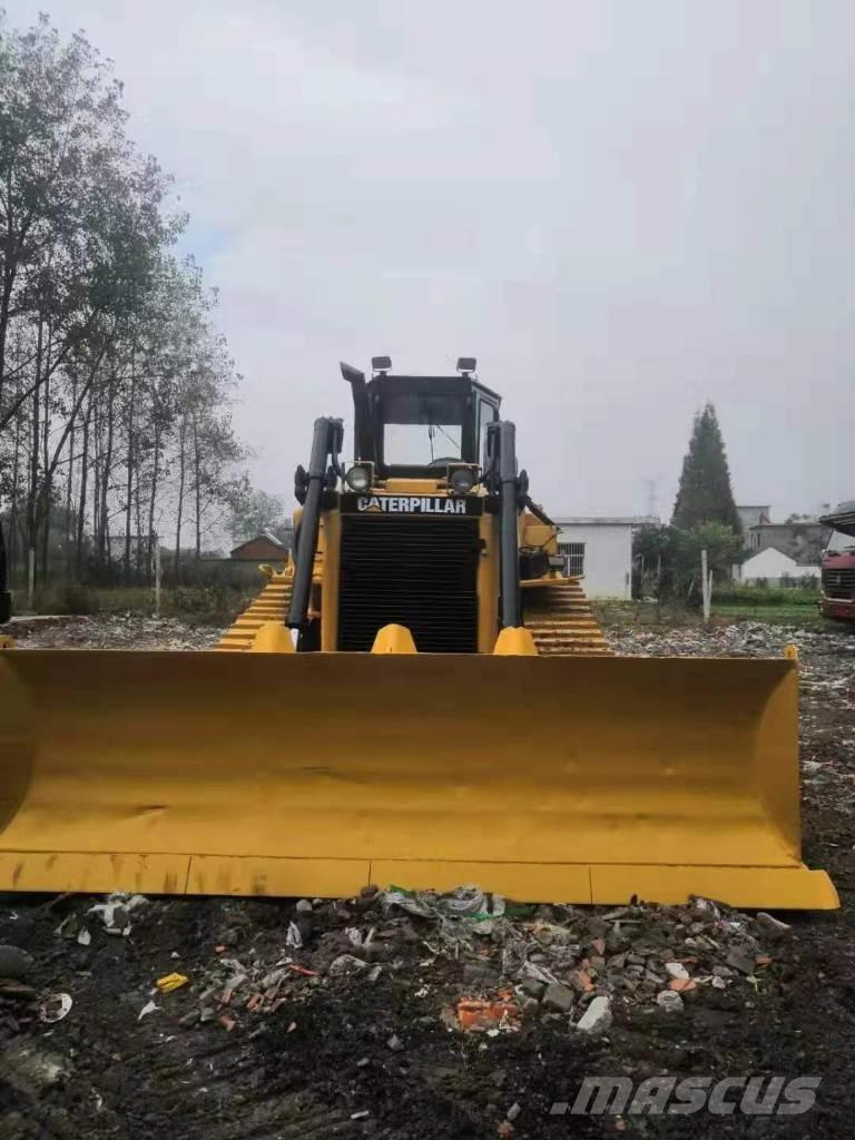 CAT D6H Bulldozer