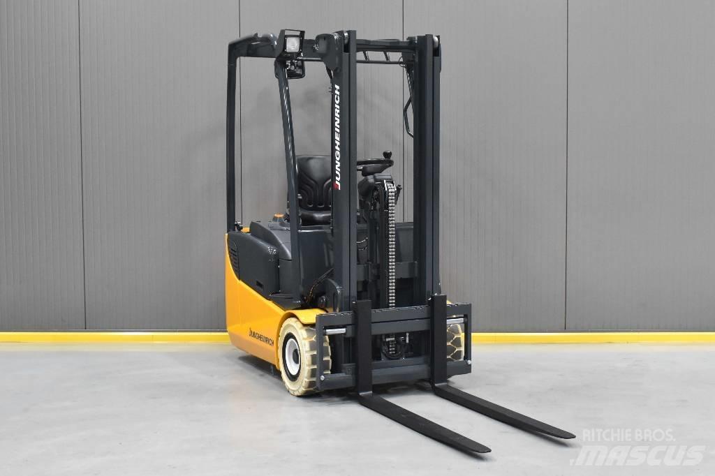 Jungheinrich EFG 110 Elektrostapler