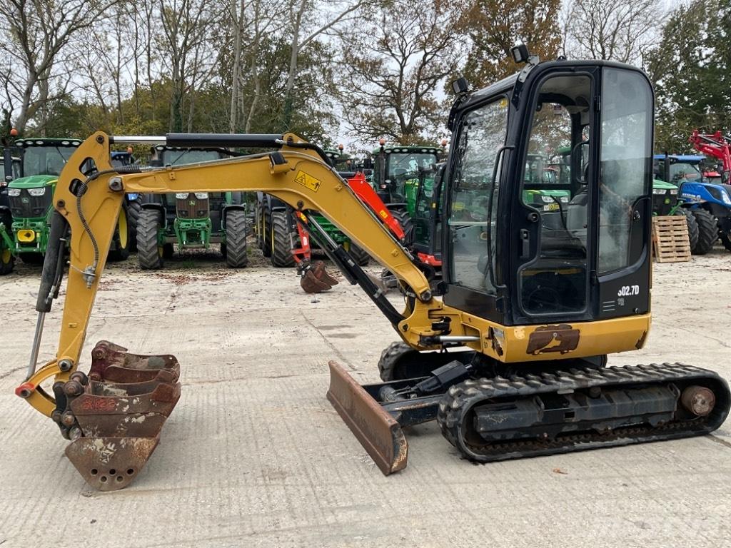 CAT 302.7 D CR Minibagger < 7t