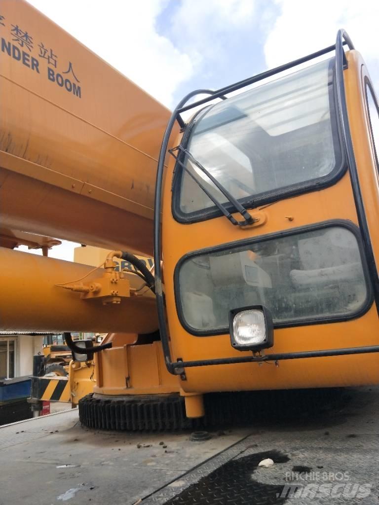 XCMG QY70T All-Terrain-Krane