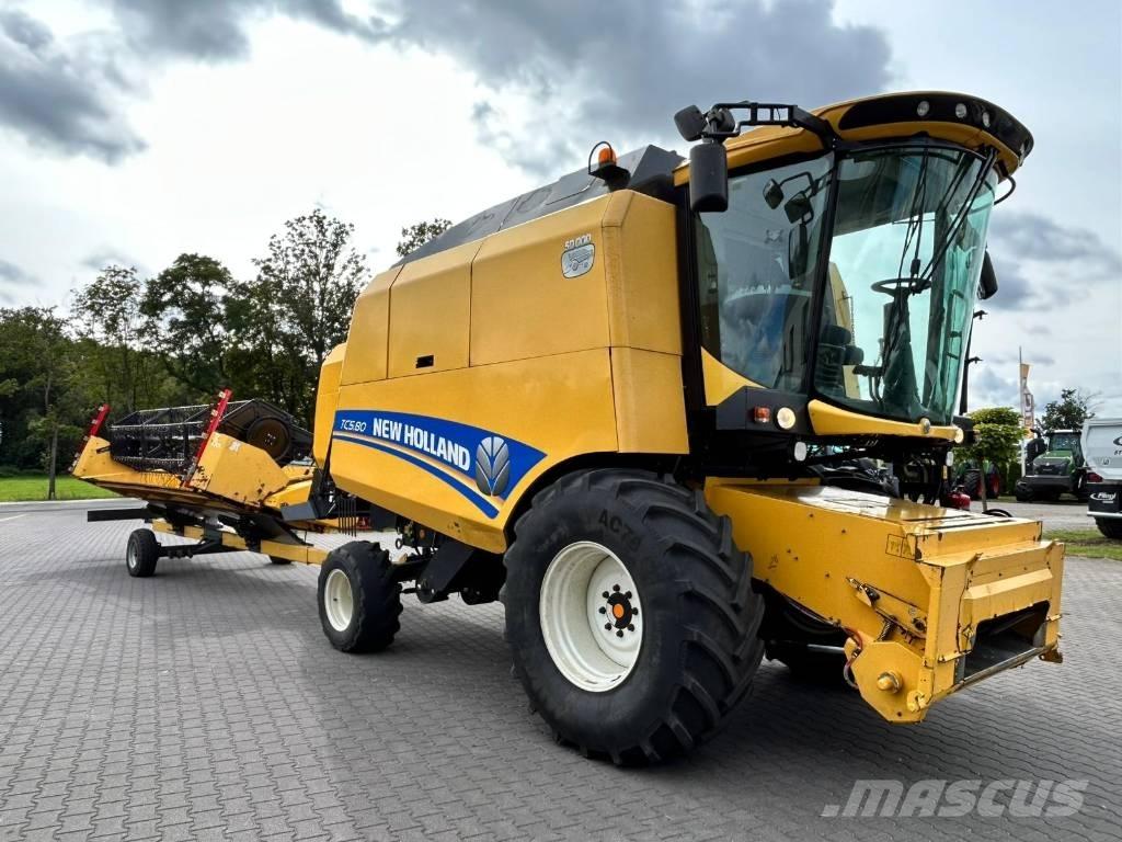 New Holland TC 5.80 Mähdrescher