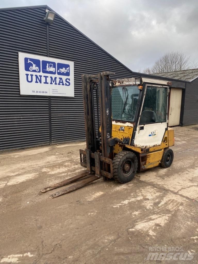 TCM FD 25 Dieselstapler
