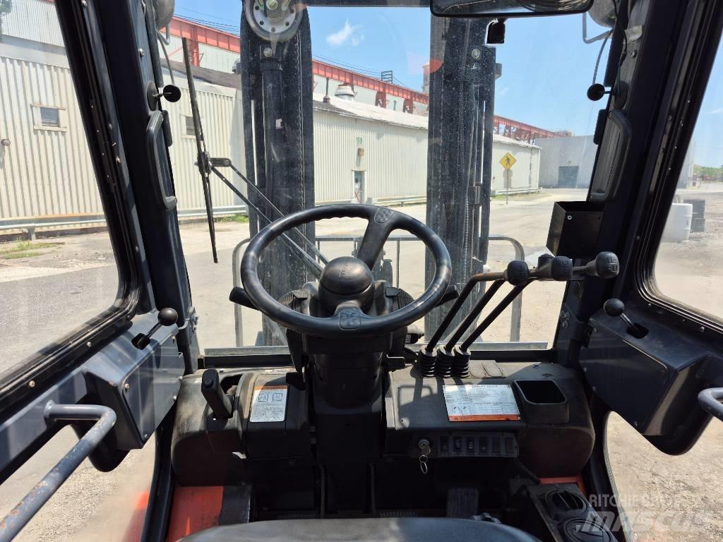 Toyota 7 FGU 25 Andere Gabelstapler